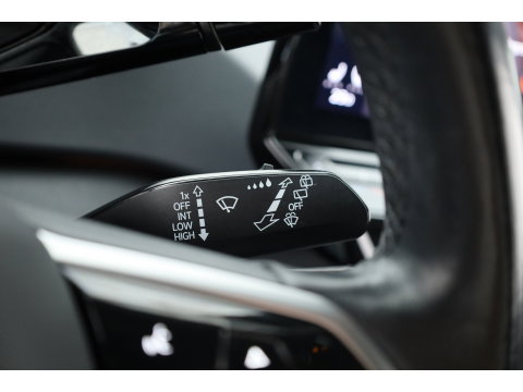 Volkswagen ID.3 Pro 58 kWh | Rijklaar! | Adapt. Cruise | Navi |  Apple CarPlay & Android Auto | Stoelverw. | DAB