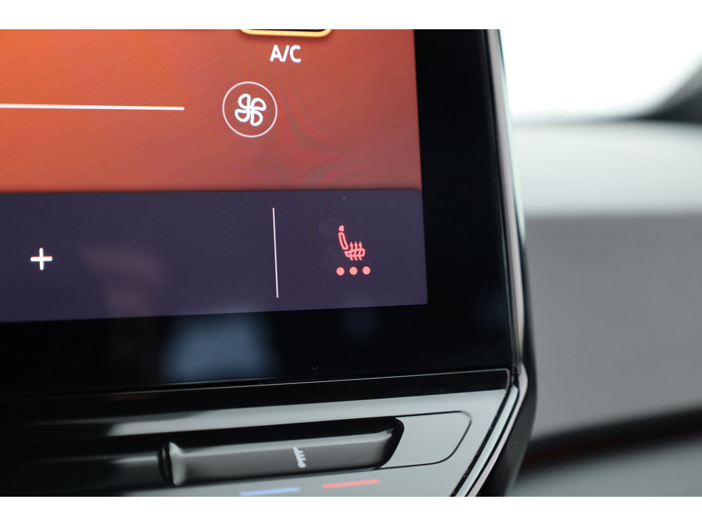 Volkswagen ID.3 Pro 58 kWh | Rijklaar! | Adapt. Cruise | Navi |  Apple CarPlay & Android Auto | Stoelverw. | DAB