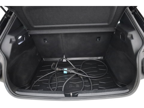 Volkswagen ID.3 Pro 58 kWh | Rijklaar! | Adapt. Cruise | Navi |  Apple CarPlay & Android Auto | Stoelverw. | DAB