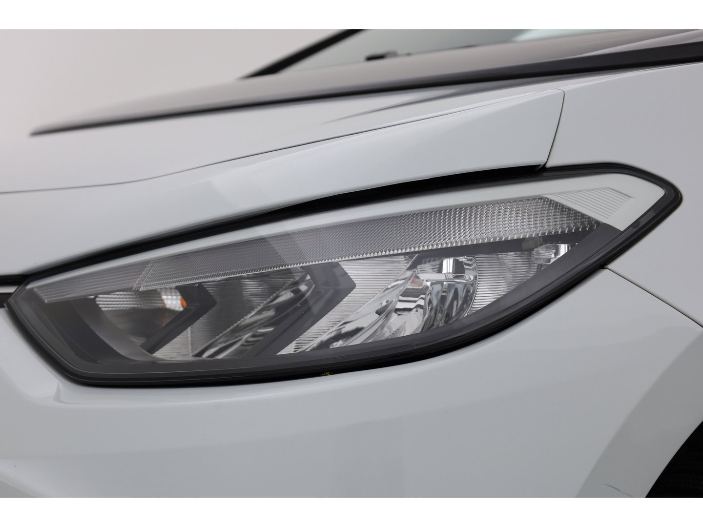 Volkswagen ID.3 Pro 58 kWh | Rijklaar! | Adapt. Cruise | Navi |  Apple CarPlay & Android Auto | Stoelverw. | DAB
