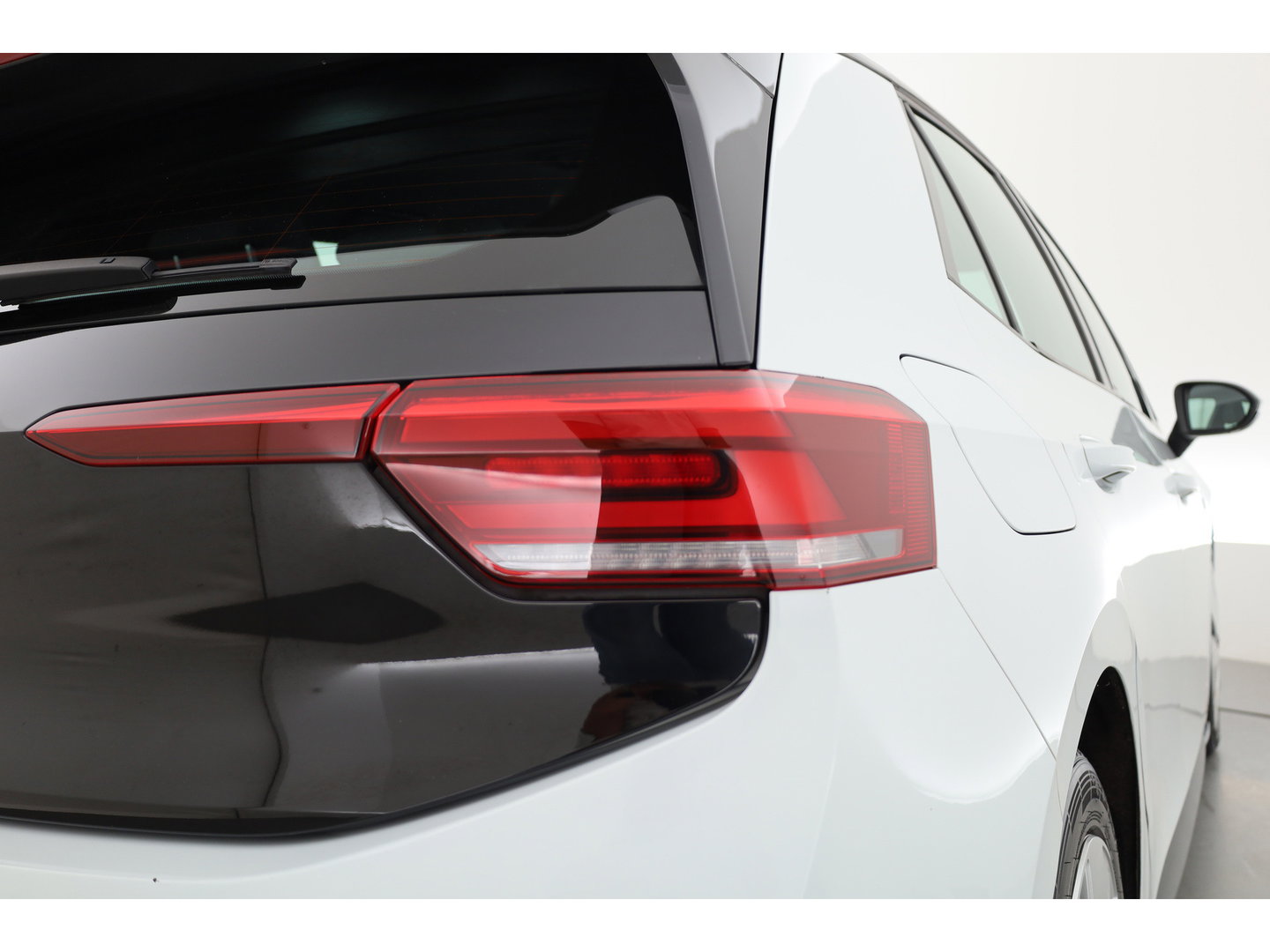 Volkswagen ID.3 Pro 58 kWh | Rijklaar! | Adapt. Cruise | Navi |  Apple CarPlay & Android Auto | Stoelverw. | DAB
