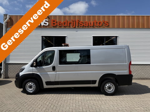 Fiat Ducato Maxi 35H 2.3 MultiJet L2H1 DC 5 persoons / trekhaak 3000 kg! / euro 6 / bpm vrij / zilver metallic / cruise en climate control / ingerichte laadruimte / lease vanaf €