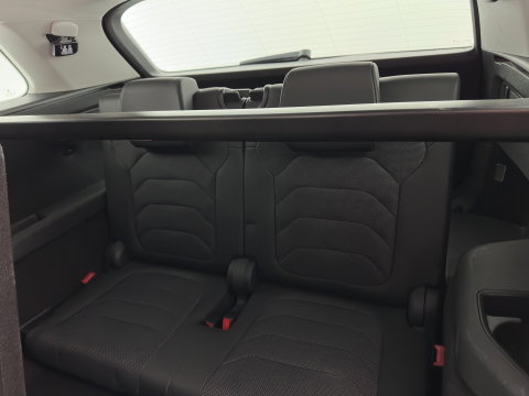 Škoda Kodiaq 1.5 TSI Business Edition [7-Pers.] (INCL.BTW) Aut. *LEATHER-FABRIC | FULL-LED | DIGI-COCKPIT | ADAPTIVE-CRUISE | HEATED-COMFORTSEATS | CAMERA | KEYLESS | NAVI-FULLMAP | AMBIENT-LIGHT | DAB+ | SHIFT-PADDLES | ECC | PDC | 19''AL