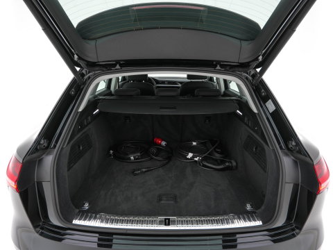 Audi e-tron 55 Quattro Edition 95 kWh [3-Fase-11kW] {SoH-95%} (INCL-BTW) *HEATPUMP | FULL-LED | HEATED-COMFORTSEATS | DIGI-COCKPIT | NAVI-FULLMAP | CAMERA | DAB+ | ECC | PDC | CRUISE | 20''ALU*
