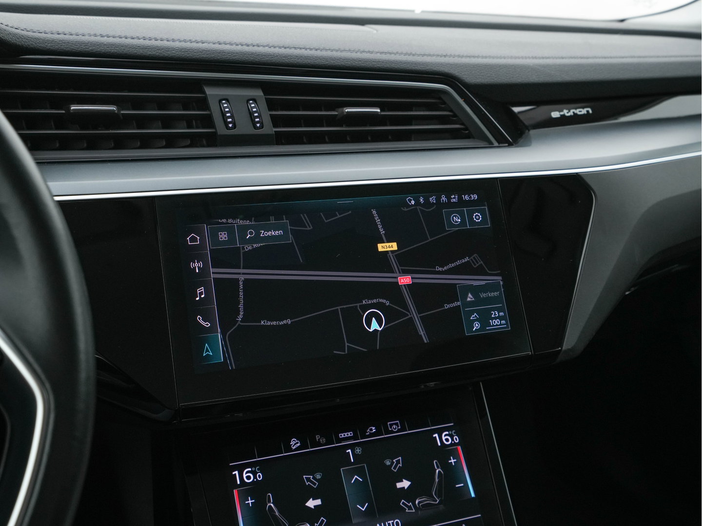 Audi e-tron 55 Quattro Edition 95 kWh [3-Fase-11kW] {SoH-95%} (INCL-BTW) *HEATPUMP | FULL-LED | HEATED-COMFORTSEATS | DIGI-COCKPIT | NAVI-FULLMAP | CAMERA | DAB+ | ECC | PDC | CRUISE | 20''ALU*