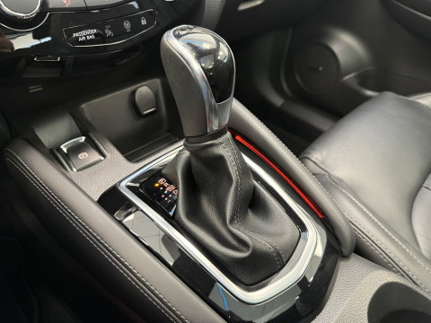 Nissan QASHQAI 1.3 DIG-T Tekna + Panoramadak Full-led Leder