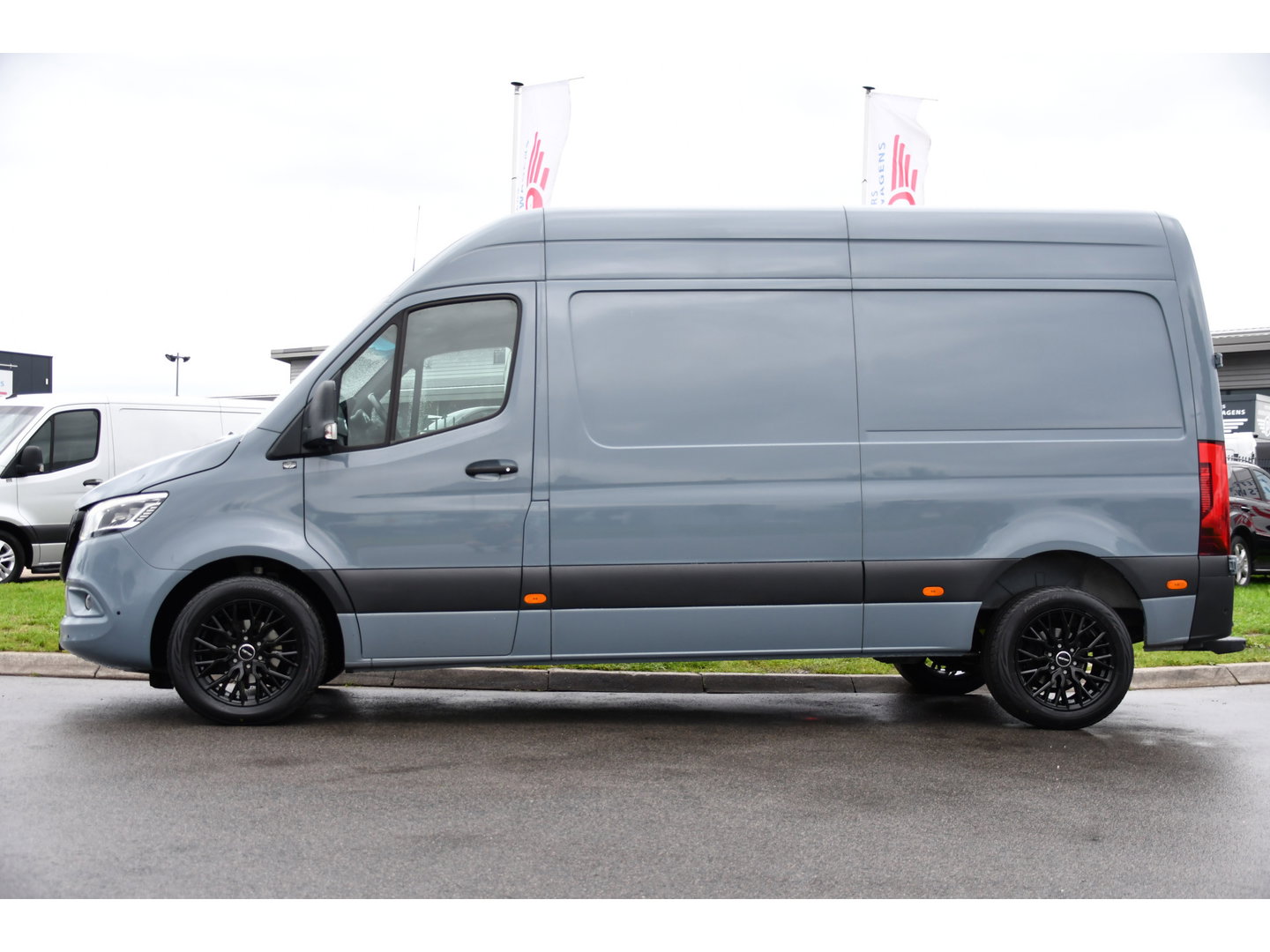 Mercedes-Benz Sprinter 314 2.2 CDI L2H2 PB Edition 360 Camera, Carplay, Cruise, LED, 10,5'' Mbux, Automaat, 143pk, Geveerde Stoel, NAVI, Uniek!