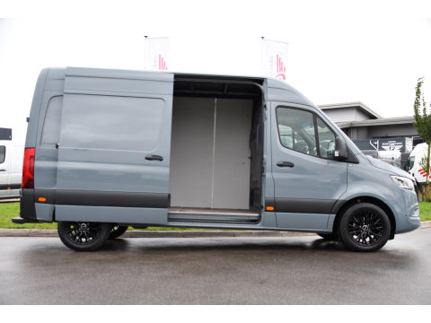 Mercedes-Benz Sprinter 314 2.2 CDI L2H2 PB Edition 360 Camera, Carplay, Cruise, LED, 10,5'' Mbux, Automaat, 143pk, Geveerde Stoel, NAVI, Uniek!