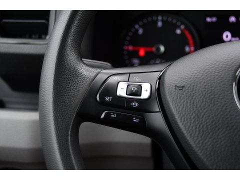 Volkswagen Crafter 35 2.0 TDI L3H3 PB Edition Adaptieve Cruise, Camera, LED, Carplay, Trekhaak, Automaat, 140pk, Sensoren, Multimedia, Uniek!