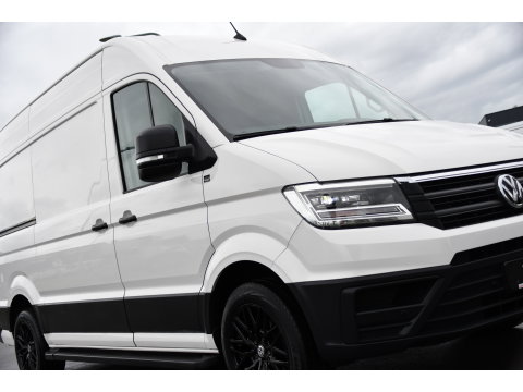 Volkswagen Crafter 35 2.0 TDI L3H3 PB Edition Adaptieve Cruise, Camera, LED, Carplay, Trekhaak, Automaat, 140pk, Sensoren, Multimedia, Uniek!