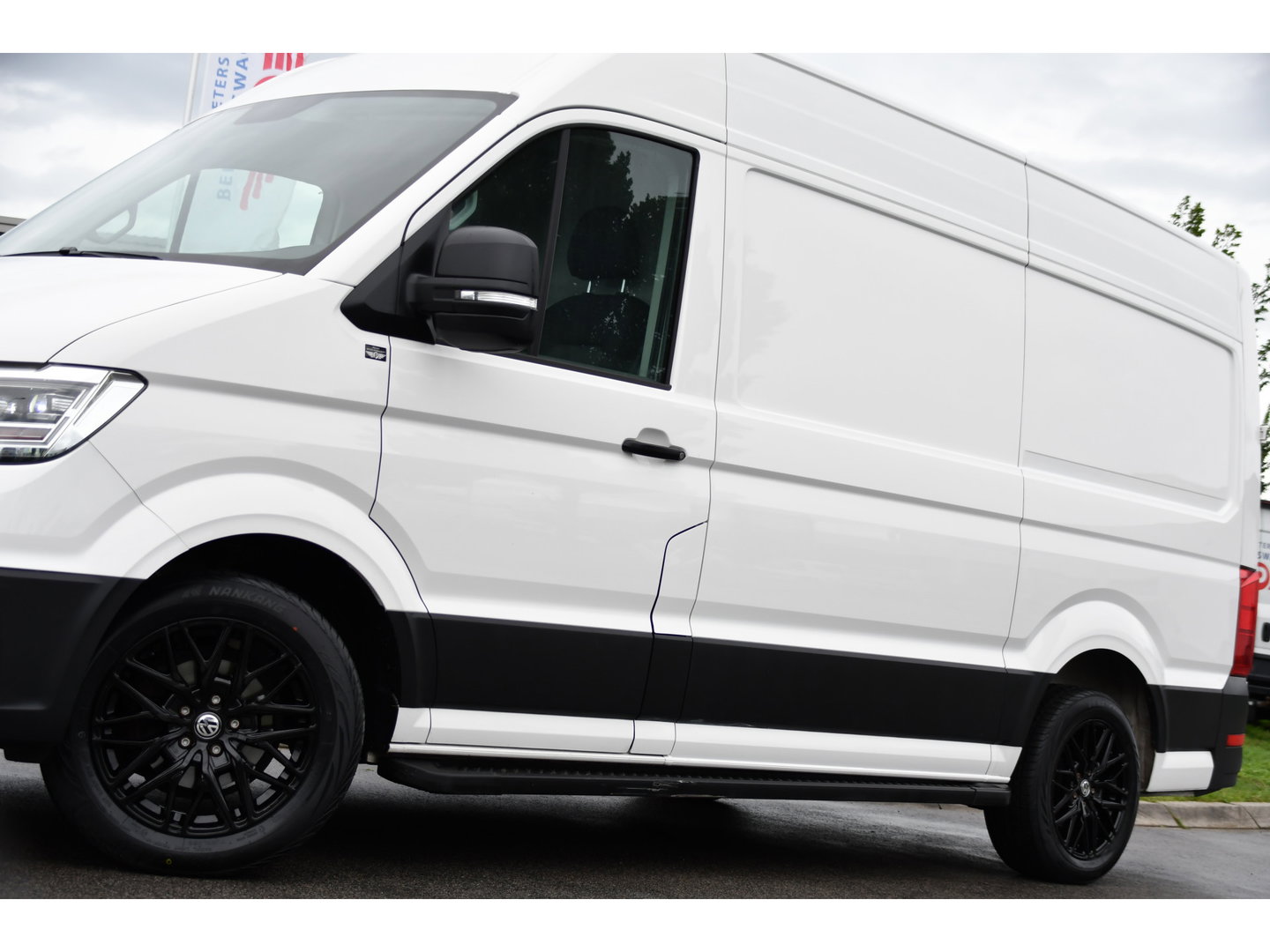 Volkswagen Crafter 35 2.0 TDI L3H3 PB Edition Adaptieve Cruise, Camera, LED, Carplay, Trekhaak, Automaat, 140pk, Sensoren, Multimedia, Uniek!