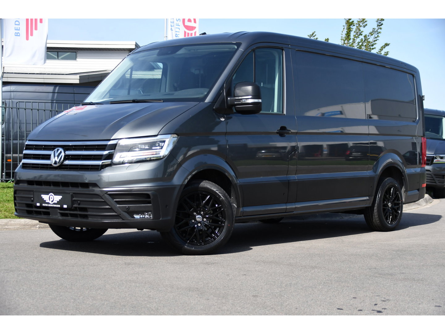Volkswagen Crafter 35 2.0 TDI L3H2 Highline PB Edition Full Options! Adaptieve Cruise, Camera, Carplay, LED, Stuur verwarming, 177pk, Automaat, Multimedia, Stoelverwarming, Uniek!