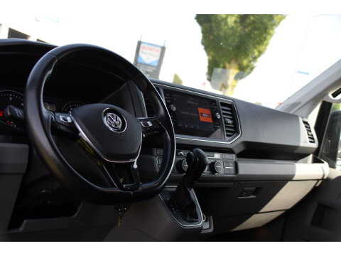 Volkswagen Crafter 35 2.0 TDI L3H2 Highline PB Edition Full Options! Adaptieve Cruise, Camera, Carplay, LED, Stuur verwarming, 177pk, Automaat, Multimedia, Stoelverwarming, Uniek!