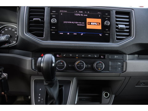 Volkswagen Crafter 35 2.0 TDI L3H2 Highline PB Edition Full Options! Adaptieve Cruise, Camera, Carplay, LED, Stuur verwarming, 177pk, Automaat, Multimedia, Stoelverwarming, Uniek!