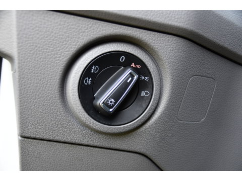 Volkswagen Crafter 35 2.0 TDI L3H2 Highline PB Edition Full Options! Adaptieve Cruise, Camera, Carplay, LED, Stuur verwarming, 177pk, Automaat, Multimedia, Stoelverwarming, Uniek!
