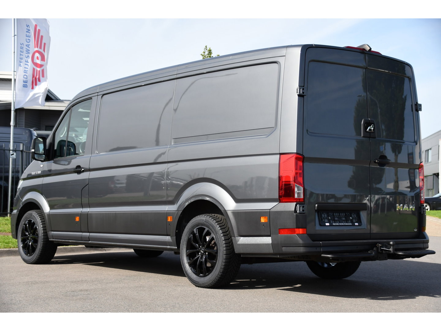 MAN TGE 3.180 35 2.0 L3H2 PB Edition MARGE! Camera, Cruise, Carplay, LED, Stuurverwarming, 177pk, Trekhaak, Automaat, Uniek!
