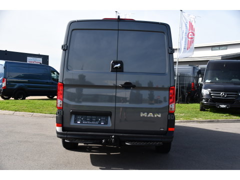 MAN TGE 3.180 35 2.0 L3H2 PB Edition MARGE! Camera, Cruise, Carplay, LED, Stuurverwarming, 177pk, Trekhaak, Automaat, Uniek!