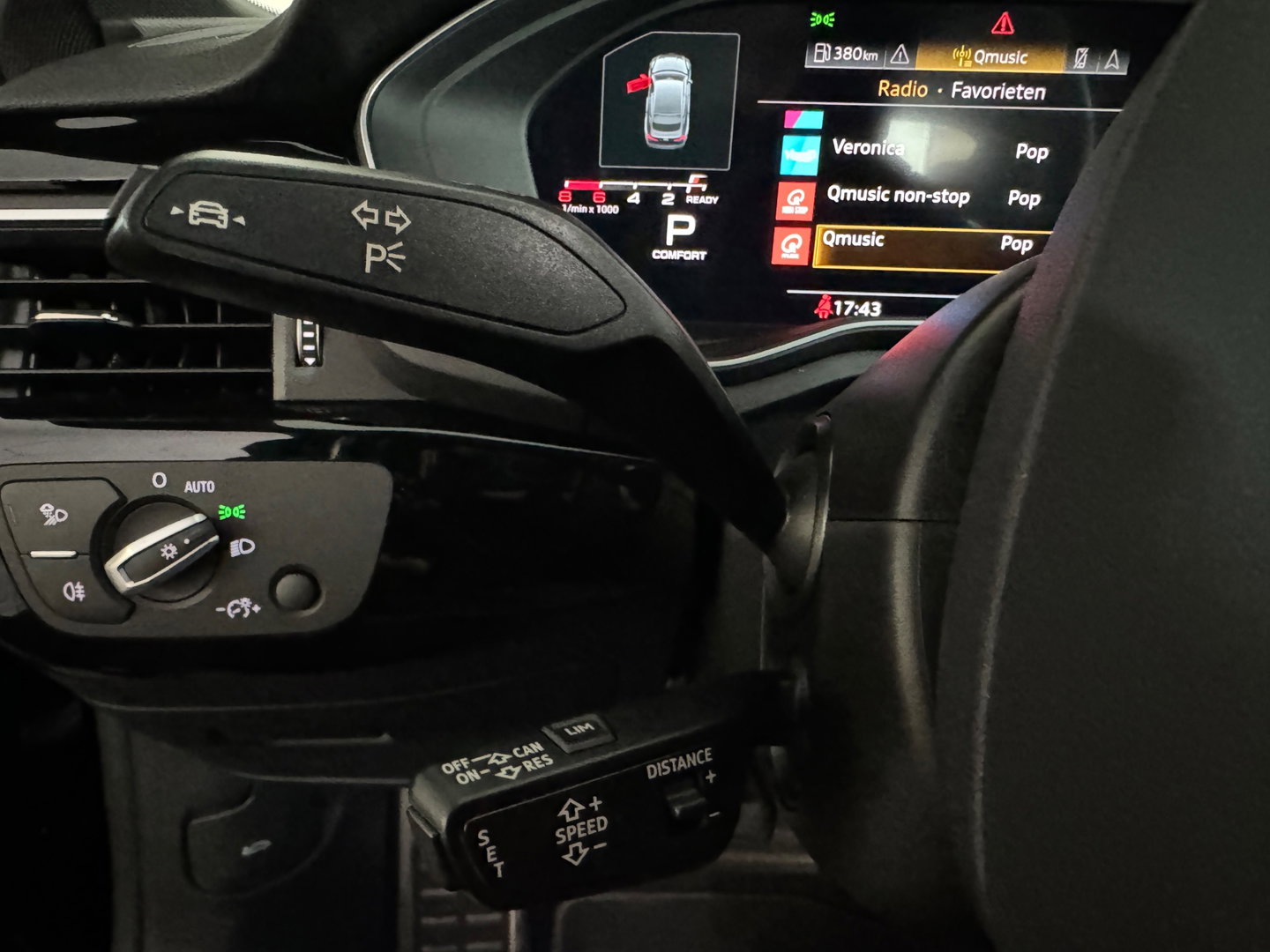 Audi A5 Sportback 40 TFSI S edition Competition Camera|Keyless|Trekhaak