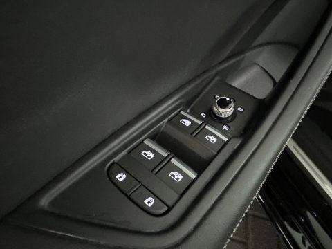 Audi A5 Sportback 40 TFSI S edition Competition Camera|Keyless|Trekhaak