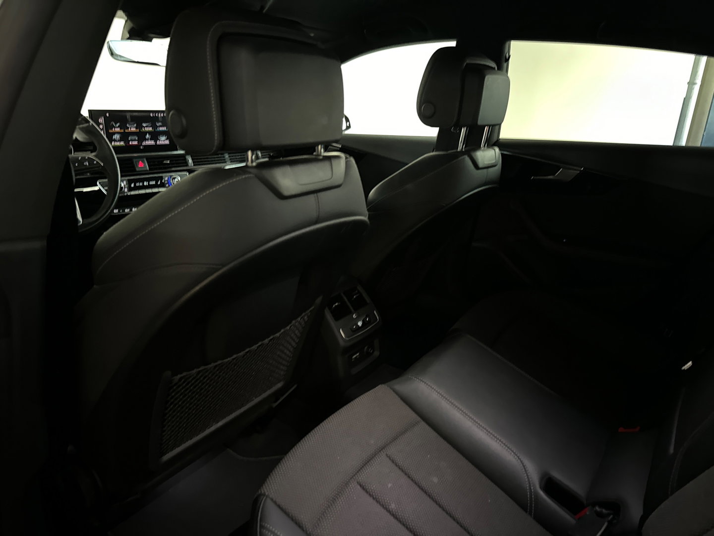 Audi A5 Sportback 40 TFSI S edition Competition Camera|Keyless|Trekhaak