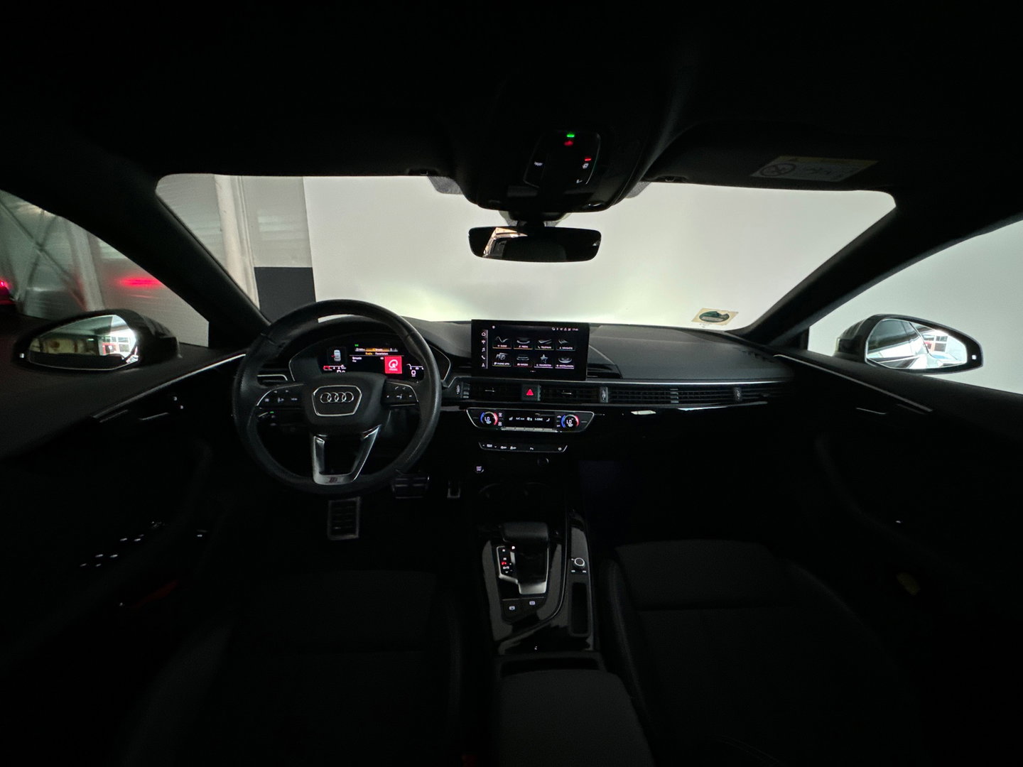 Audi A5 Sportback 40 TFSI S edition Competition Camera|Keyless|Trekhaak