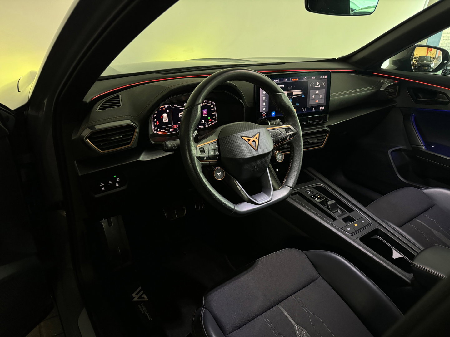 CUPRA Formentor 2.0 TSI 4DRIVE Pano|Keyless|Memory|Dodehoek|Sfeer