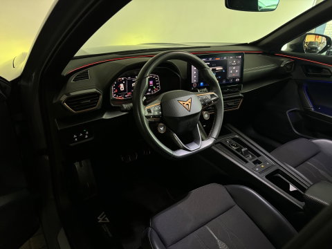 CUPRA Formentor 2.0 TSI 4DRIVE Pano|Keyless|Memory|Dodehoek|Sfeer