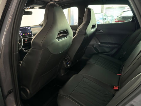 CUPRA Formentor 2.0 TSI 4DRIVE Pano|Beats|Trekhaak|Keyless|Dodehoek