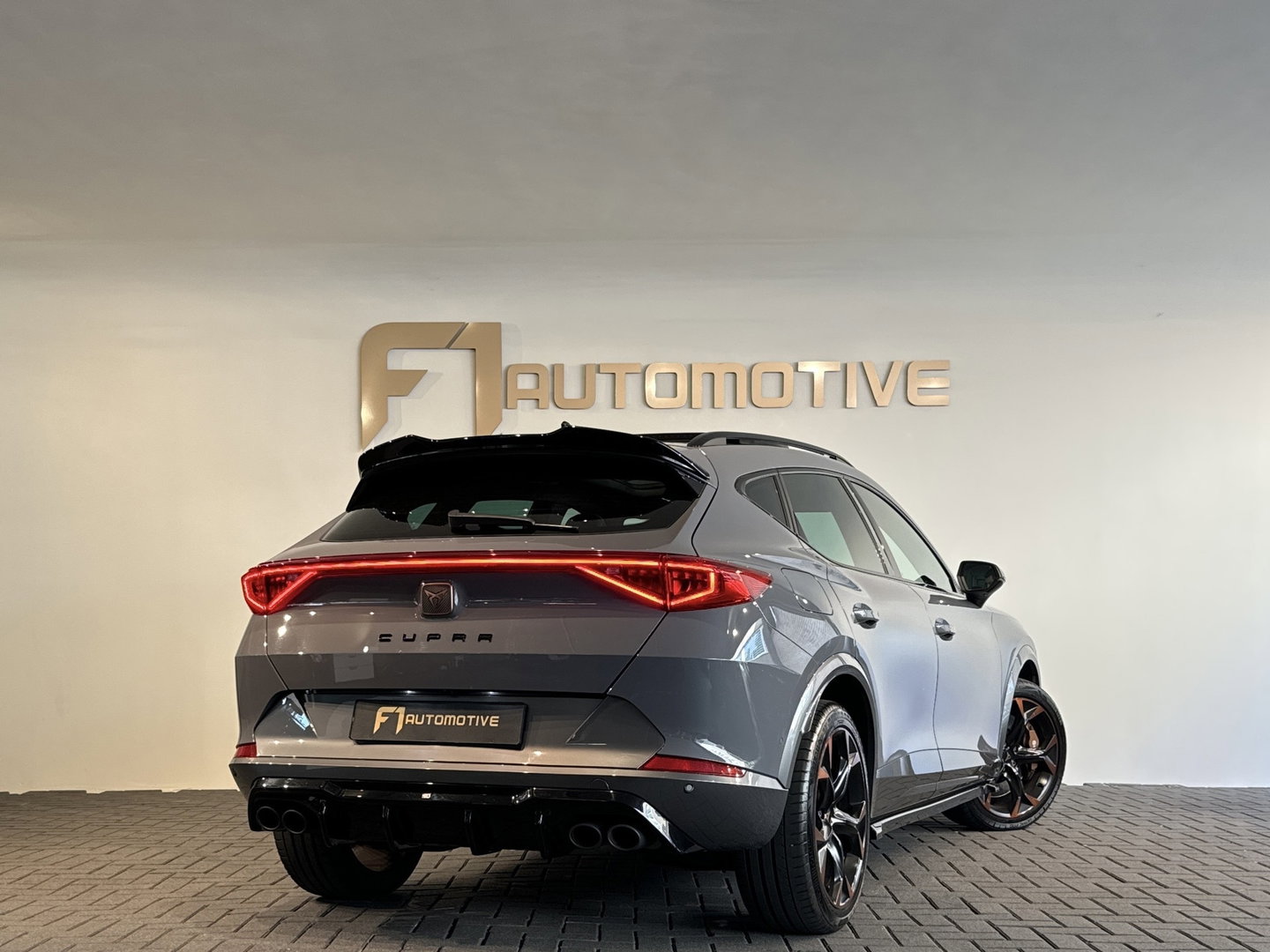 CUPRA Formentor 2.0 TSI 4DRIVE Pano|Beats|Trekhaak|Keyless|Dodehoek