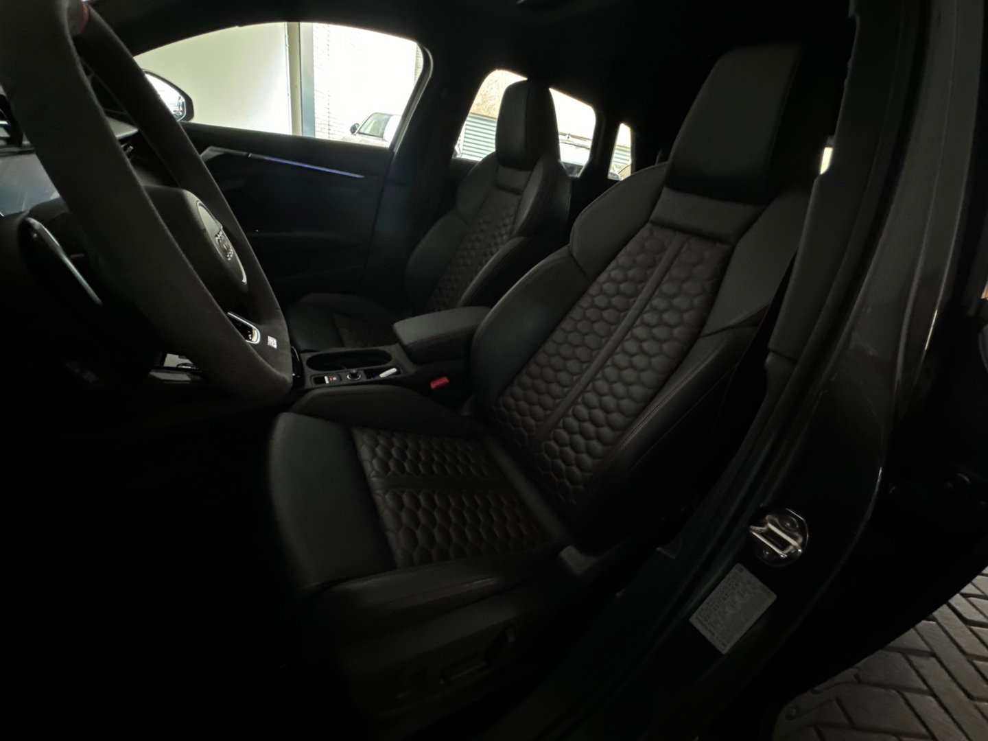 Audi RS3 Sportback 2.5 TFSI quattro Pano|Memory|HuD|B&O|Keyless|360