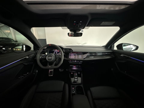 Audi RS3 Sportback 2.5 TFSI quattro Pano|Memory|HuD|B&O|Keyless|360