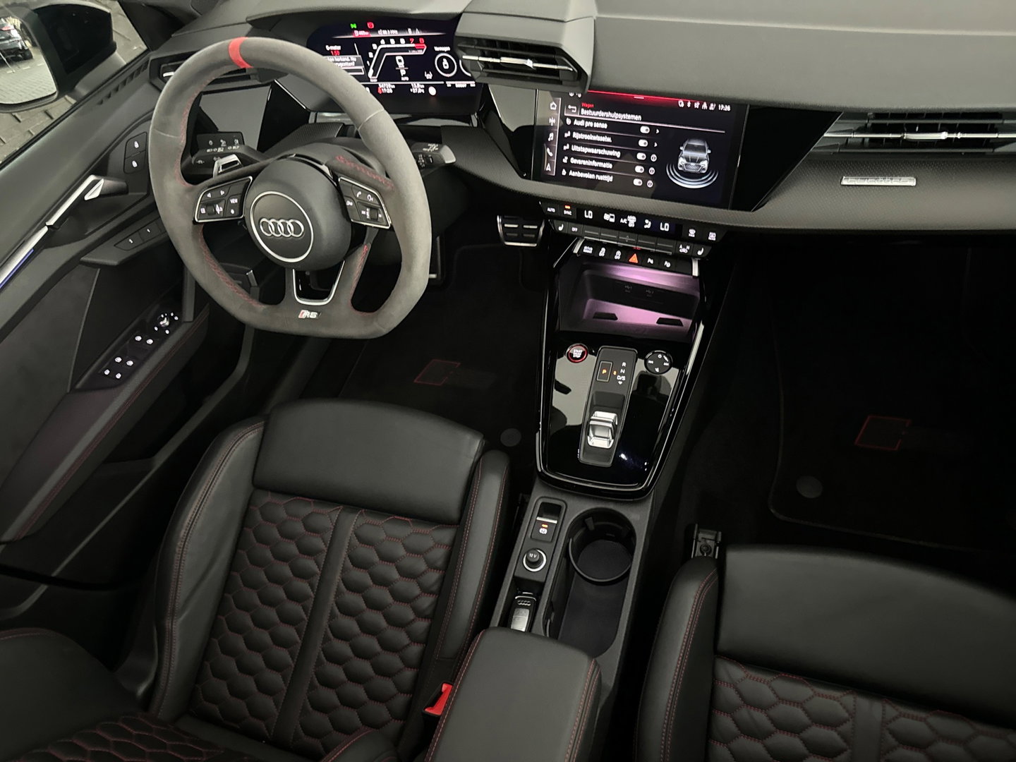 Audi RS3 Sportback 2.5 TFSI quattro Pano|Memory|HuD|B&O|Keyless|360