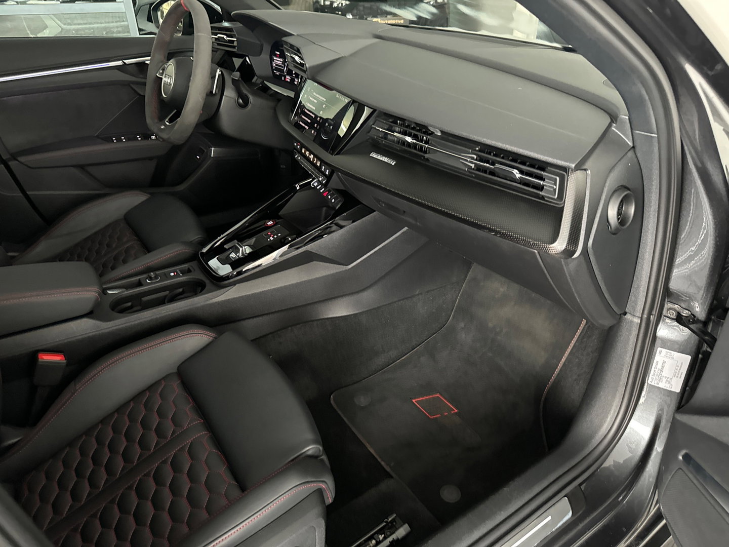 Audi RS3 Sportback 2.5 TFSI quattro Pano|Memory|HuD|B&O|Keyless|360