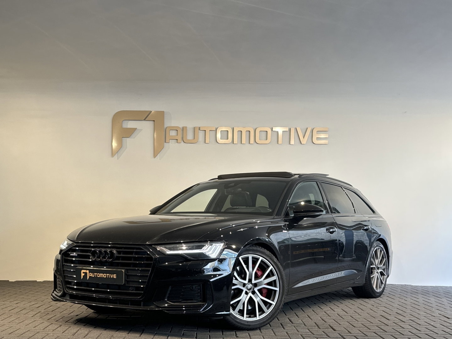 Audi A6 Avant 55 TFSI e quattro Competition Pano|HuD|Trekhaak| B&O