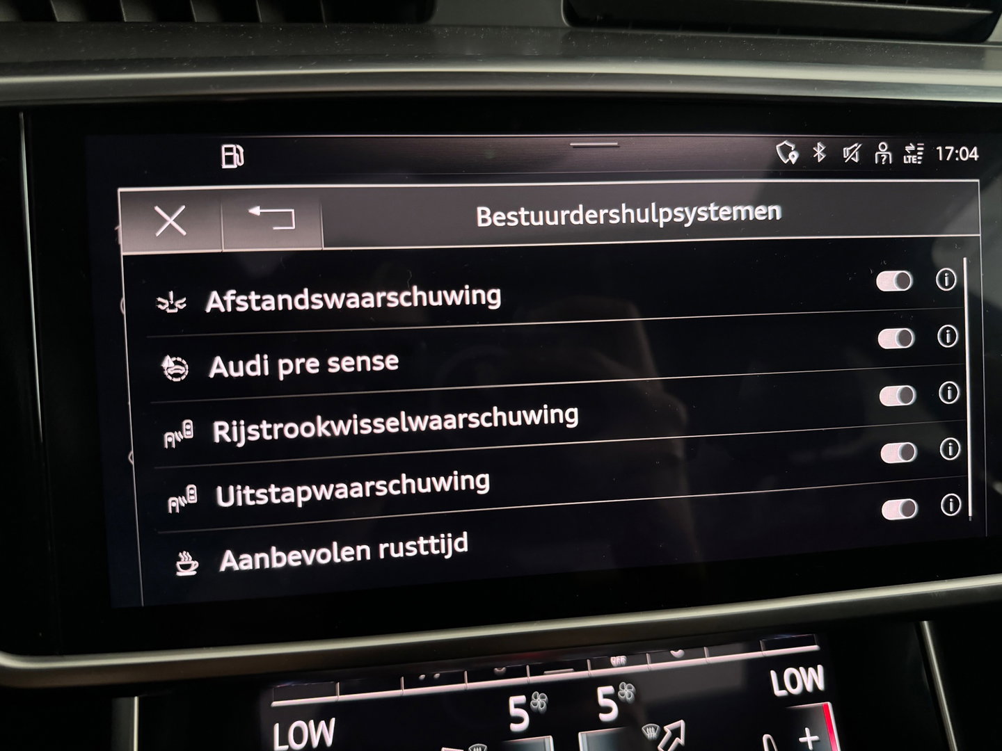 Audi A6 Avant 55 TFSI e quattro Competition Pano|HuD|Trekhaak| B&O
