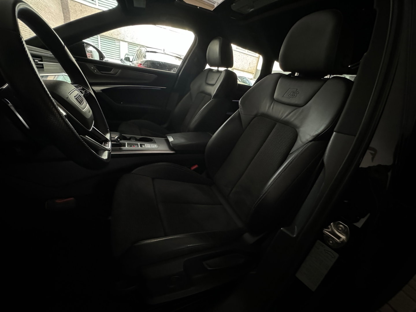 Audi A6 Avant 55 TFSI e quattro Competition Pano|HuD|Trekhaak| B&O