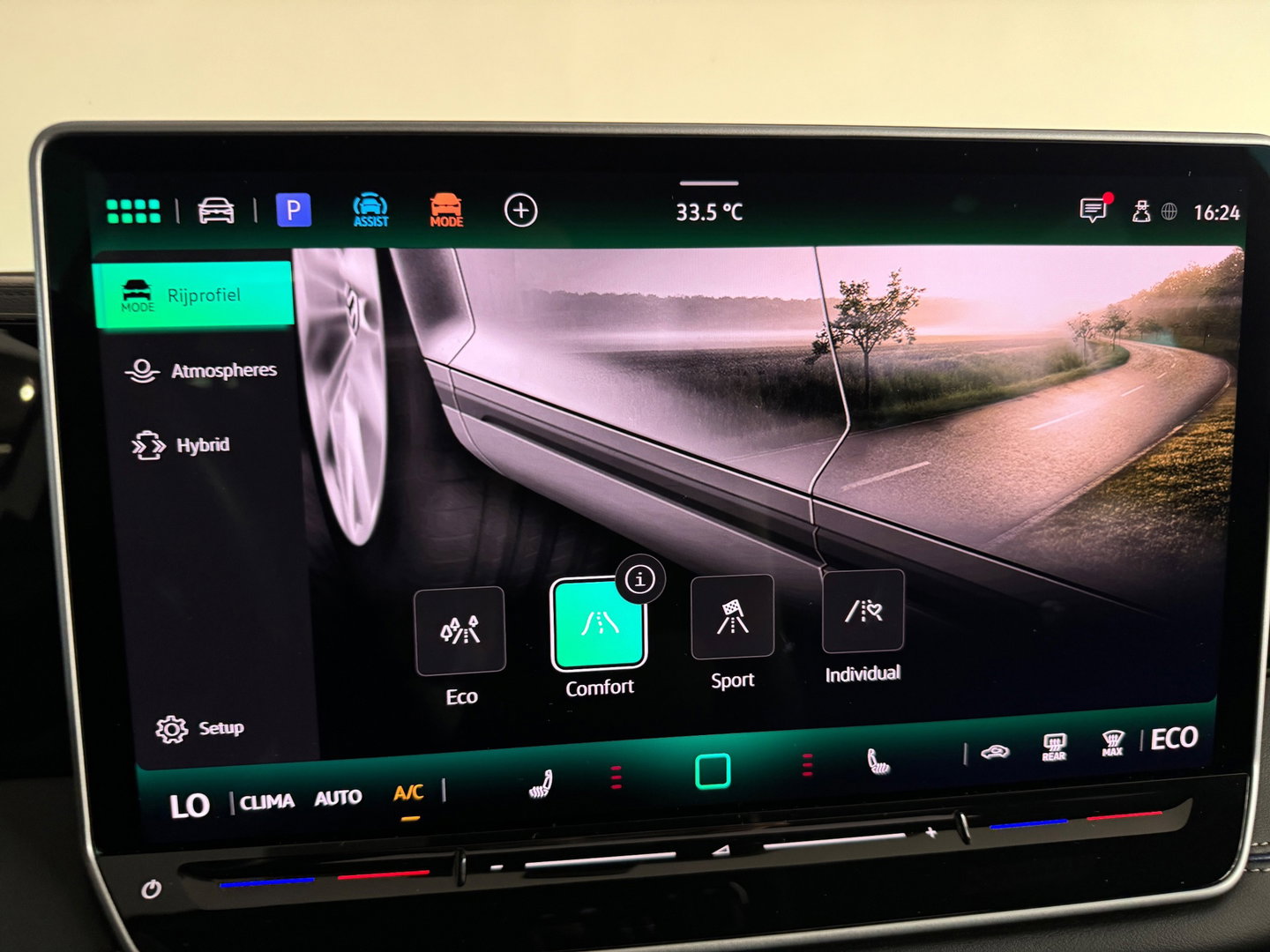 Volkswagen Tiguan 1.5 eHybrid R-Line Business Pano|H/K|Massage|HuD|Trekhaak