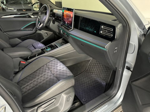 Volkswagen Tiguan 1.5 eHybrid R-Line Business Pano|H/K|Massage|HuD|Trekhaak