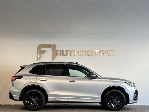 Volkswagen Tiguan 1.5 eHybrid R-Line Business Pano|H/K|Massage|HuD|Trekhaak