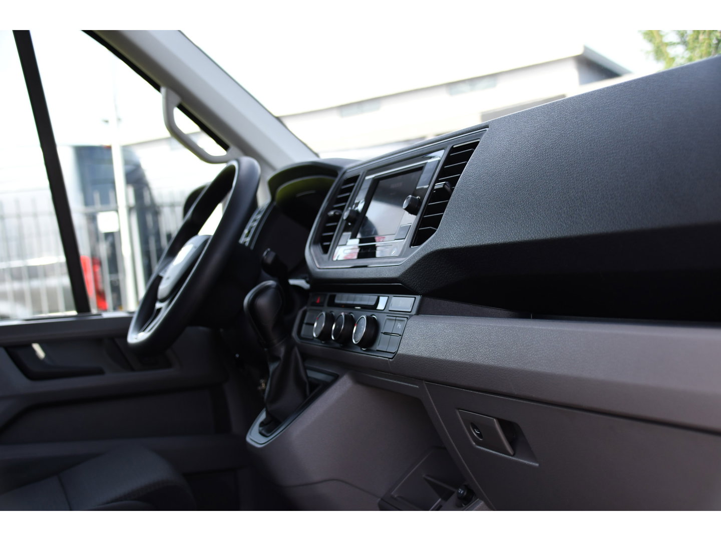 MAN TGE 3.180 35 2.0 L3H2 DC PB Edition Camera, Cruise, Carplay, LED, 177pk, Automaat, Sensoren, Multimedia, Uniek!
