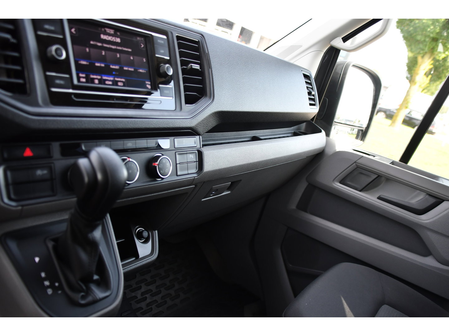 MAN TGE 3.180 35 2.0 L3H2 DC PB Edition Camera, Cruise, Carplay, LED, 177pk, Automaat, Sensoren, Multimedia, Uniek!