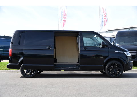 Volkswagen Transporter 2.0 TDI L2H1 30 Bulli Virtual, Cruise, Camera, Carplay, LED, Automaat, 150pk, Multimedia, Sensoren, Airco, Uniek!
