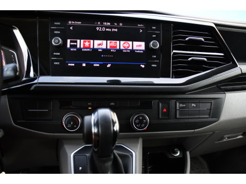 Volkswagen Transporter 2.0 TDI L2H1 30 Bulli Virtual, Cruise, Camera, Carplay, LED, Automaat, 150pk, Multimedia, Sensoren, Airco, Uniek!