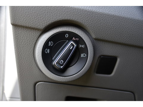 Volkswagen Transporter 2.0 TDI L2H1 30 Bulli Virtual, Cruise, Camera, Carplay, LED, Automaat, 150pk, Multimedia, Sensoren, Airco, Uniek!