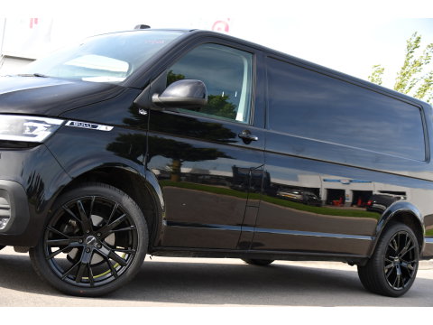 Volkswagen Transporter 2.0 TDI L2H1 30 Bulli Virtual, Cruise, Camera, Carplay, LED, Automaat, 150pk, Multimedia, Sensoren, Airco, Uniek!