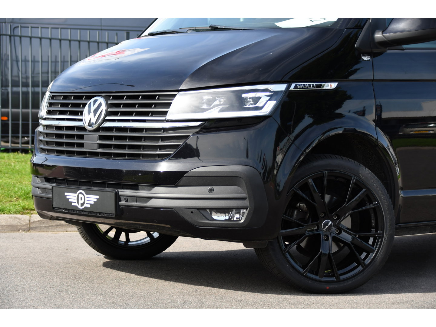 Volkswagen Transporter 2.0 TDI L2H1 30 Bulli Virtual, Cruise, Camera, Carplay, LED, Automaat, 150pk, Multimedia, Sensoren, Airco, Uniek!