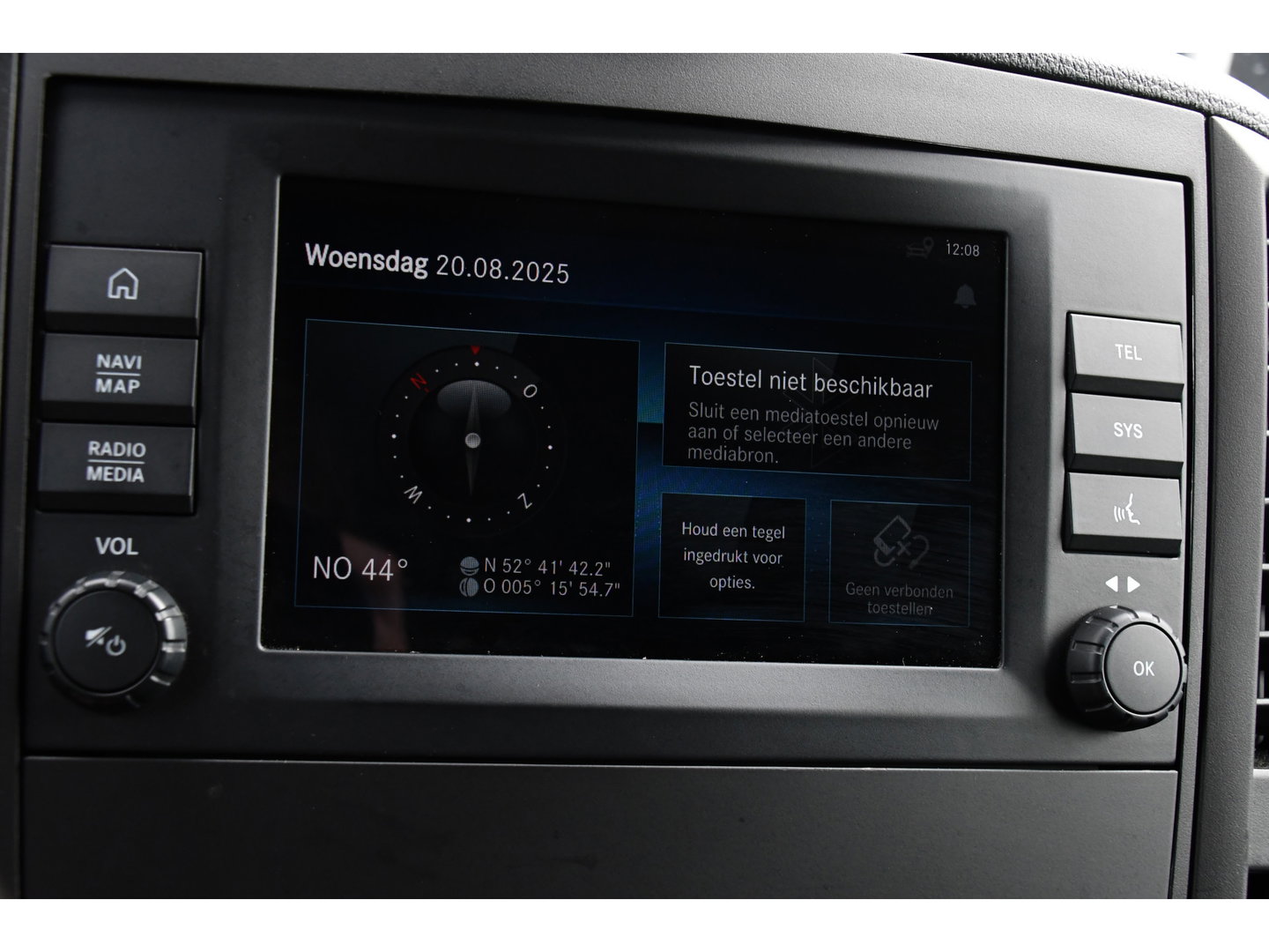 Mercedes-Benz Vito 116 CDI L2 Black Edition Cruise, Camera, Carplay, 164pk, Automaat, Sensoren, Trekhaak, Multimedia, LED, Stoelverwarming, Uniek!