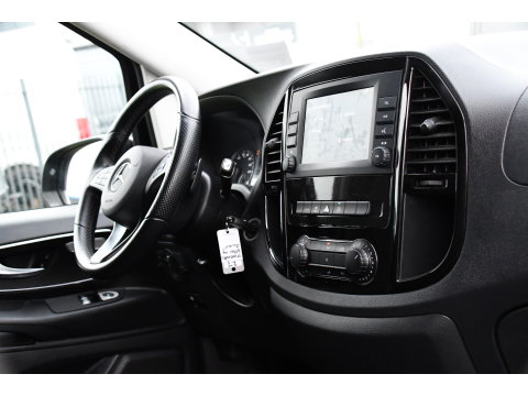 Mercedes-Benz Vito 119 CDI L2 Black Edition Camera, Cruise, Carplay, LED, Automaat, 190pk, Trekhaak, Multimedia, Sensoren, Uniek!