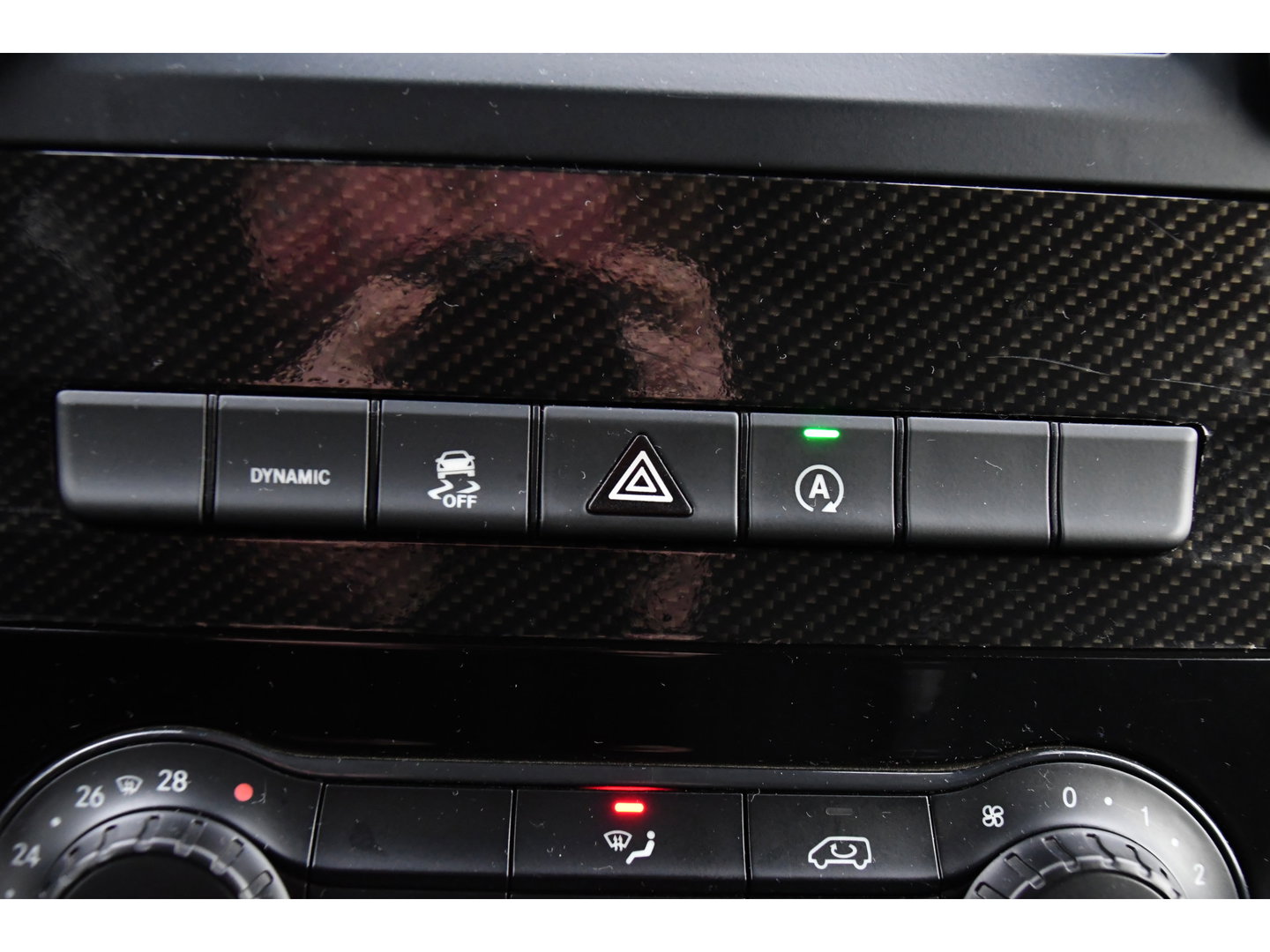 Mercedes-Benz Vito 119 CDI L2 Black Edition Camera, Cruise, Carplay, LED, Automaat, 190pk, Trekhaak, Multimedia, Sensoren, Uniek!