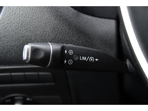 Mercedes-Benz Vito 119 CDI L2 Black Edition Camera, Cruise, Carplay, LED, Automaat, 190pk, Trekhaak, Multimedia, Sensoren, Uniek!